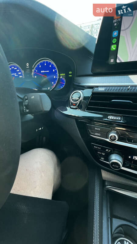 Седан BMW 5 Series 2017 в Запорожье фото 50 Седан BMW 5 Series 2017 в Запорожье