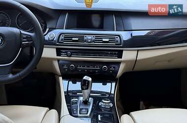 Седан BMW 5 Series 2015 в 