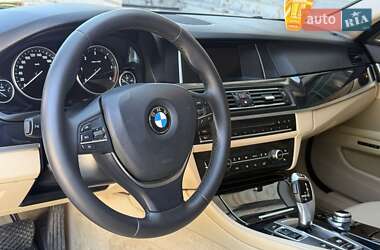 Седан BMW 5 Series 2015 в 