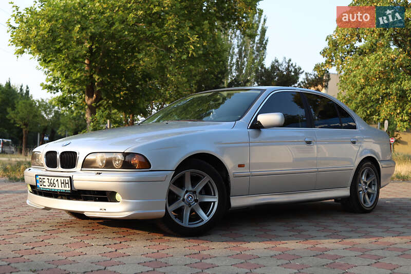 BMW 5 Series 2001
