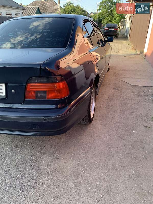 Седан BMW 5 Series 1997 в Дніпрі