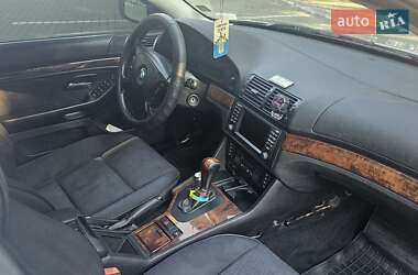 Седан BMW 5 Series 2001 в 