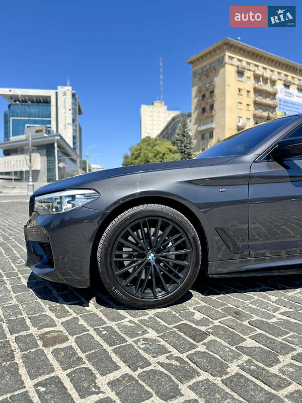 Седан BMW 5 Series 2017 в Києві