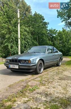 Седан BMW 5 Series 1989 в Києві