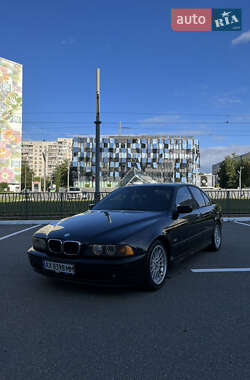Седан BMW 5 Series 2002 в Харькове