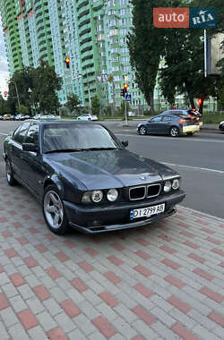 Седан BMW 5 Series 1995 в Києві