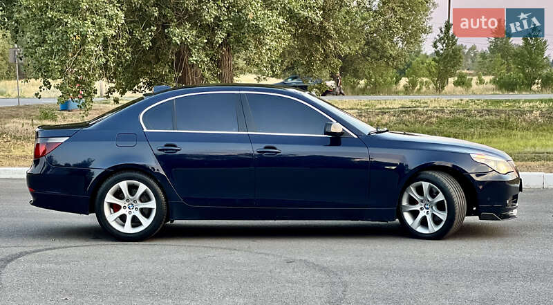 Седан BMW 5 Series 2003 в Павлограді