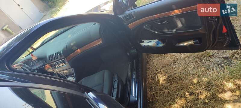 Универсал BMW 5 Series 1998 в Староказачьем фото 9 Универсал BMW 5 Series 1998 в Староказачьем