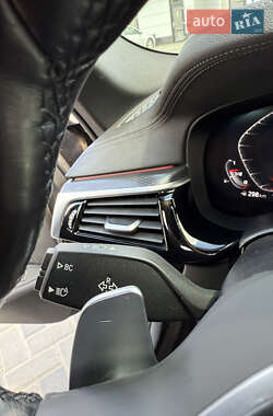 Седан BMW 5 Series 2020 в 