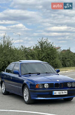 Седан BMW 5 Series 1991 в Милій