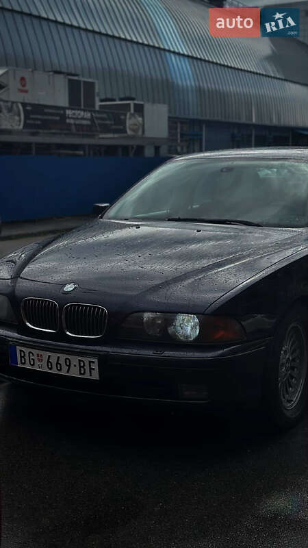 BMW 5 Series 1999