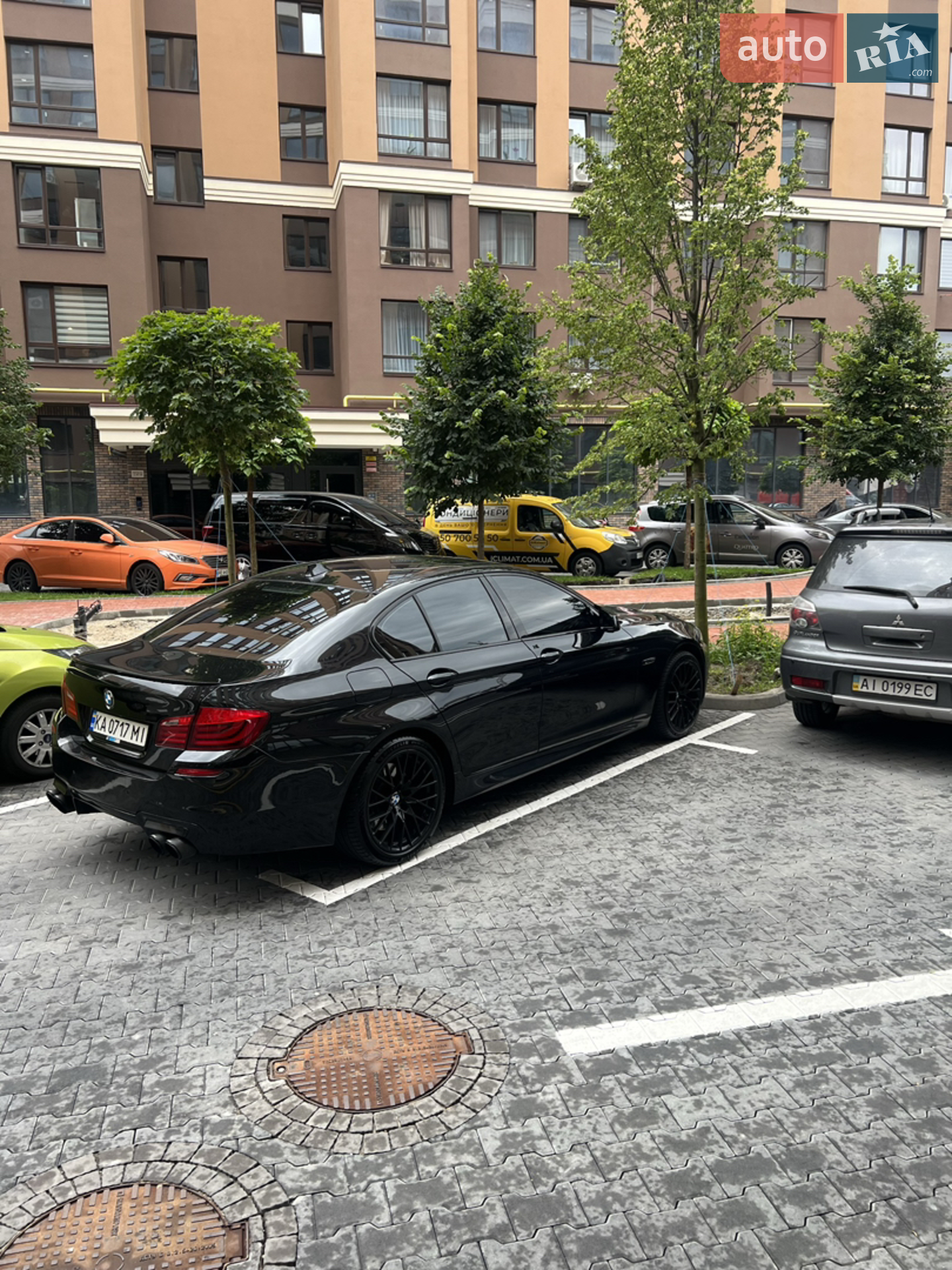 2010 BMW 5er - мініатюра 9