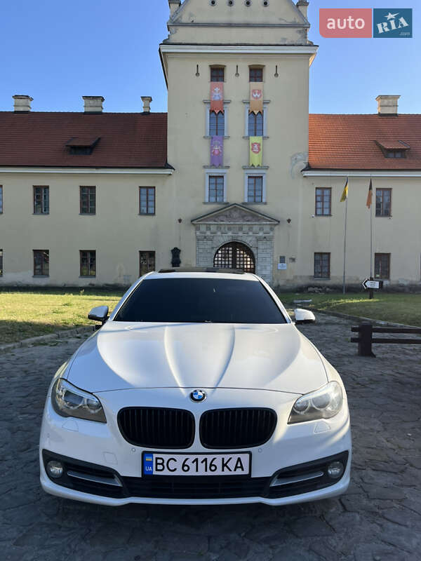 Седан BMW 5 Series 2014 в Львове