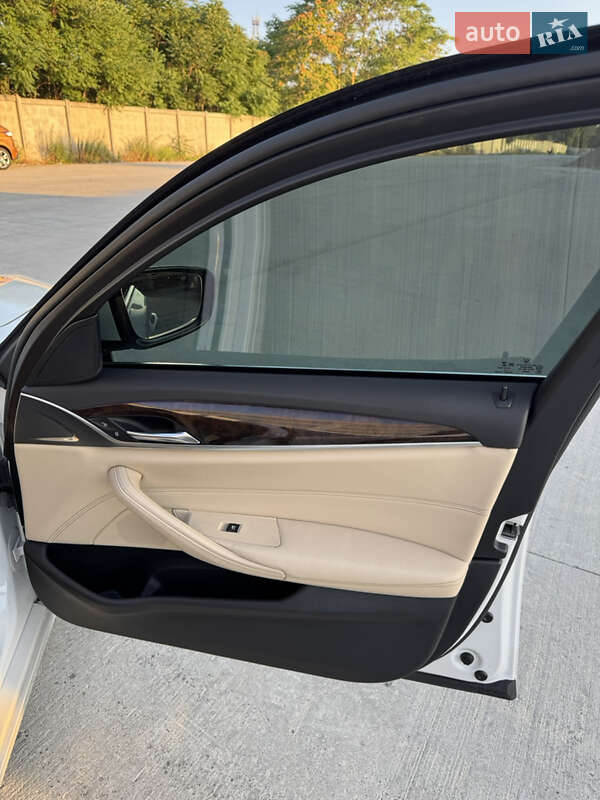 Седан BMW 5 Series 2017 в Одессе
