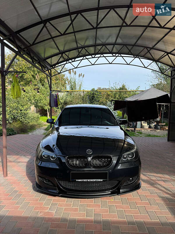 BMW 5 Series 2003