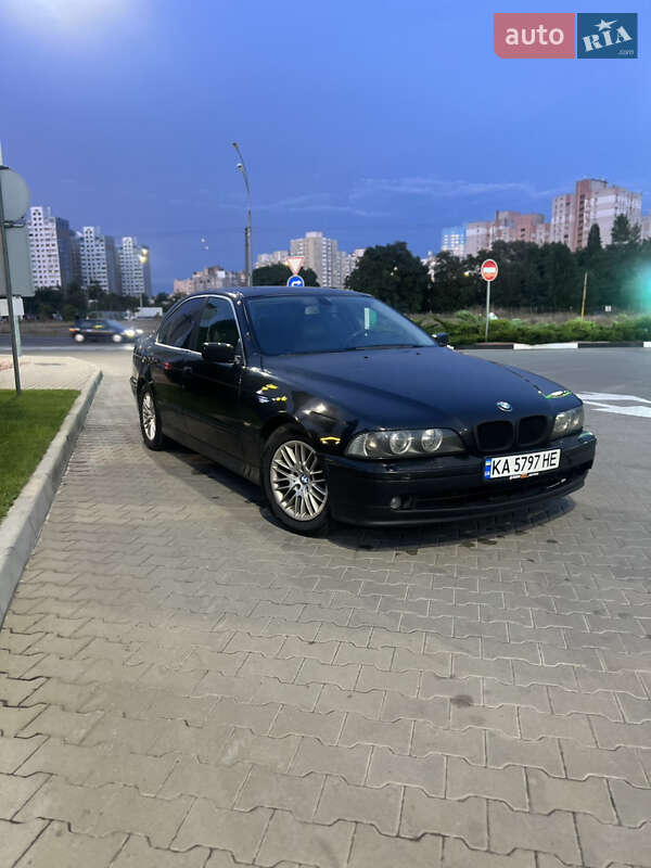 BMW 5 Series 2001