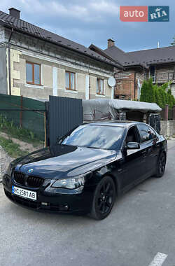 Седан BMW 5 Series 2003 в Львові