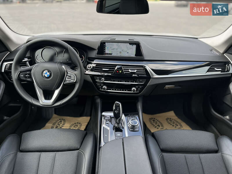 Седан BMW 5 Series 2018 в Луцьку