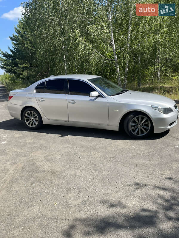 Седан BMW 5 Series 2003 в Киеве