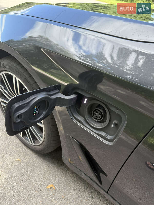 Седан BMW 5 Series 2018 в Чернигове