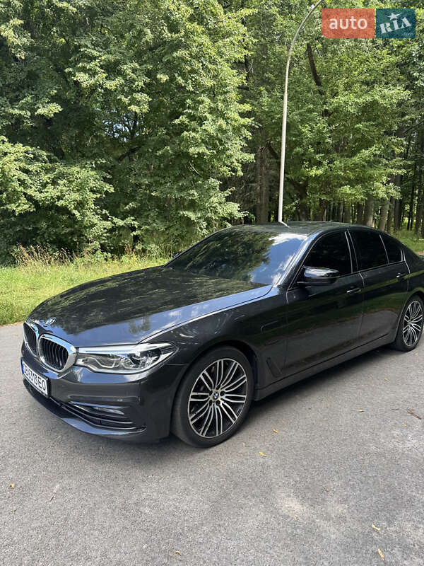 Седан BMW 5 Series 2018 в Чернигове