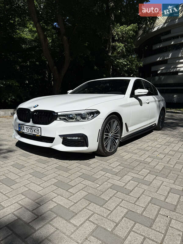 BMW 5 Series 2019