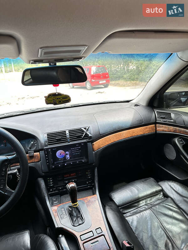 Седан BMW 5 Series 1998 в Харькове