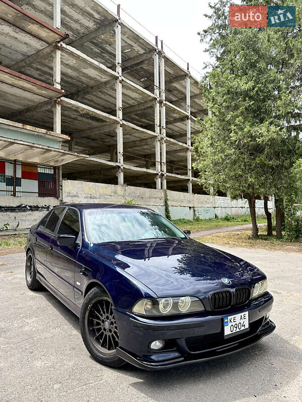 Седан BMW 5 Series 1998 в Харькове