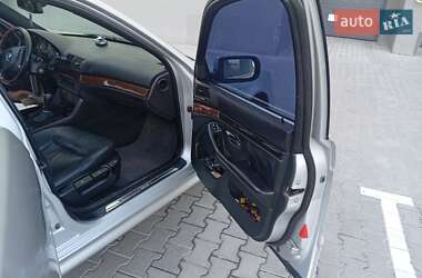 Универсал BMW 5 Series 2002 в  фото 7 Универсал BMW 5 Series 2002 в