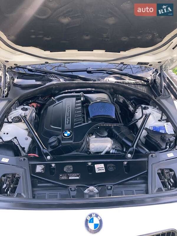 Седан BMW 5 Series 2012 в Каменском