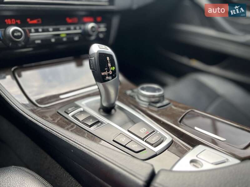 Седан BMW 5 Series 2013 в Запорожье