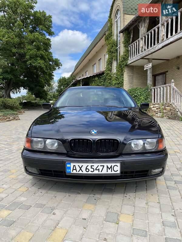 BMW 5 Series 2000