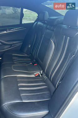 Седан BMW 5 Series 2018 в 