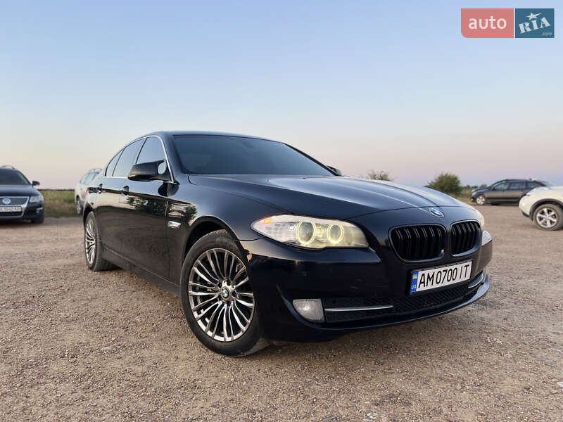 Седан BMW 5 Series 2010 в Києві