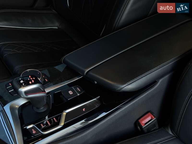 Седан BMW 5 Series 2017 в Тернополе