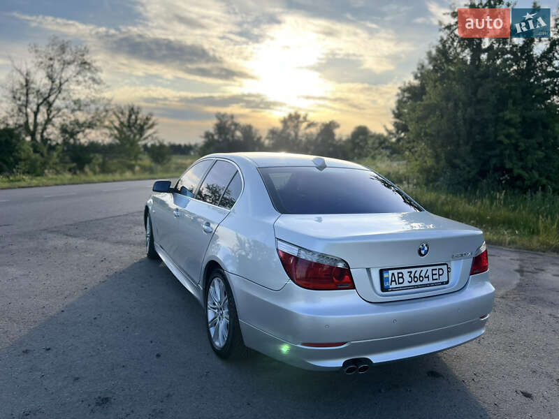 Седан BMW 5 Series 2007 в Калиновке