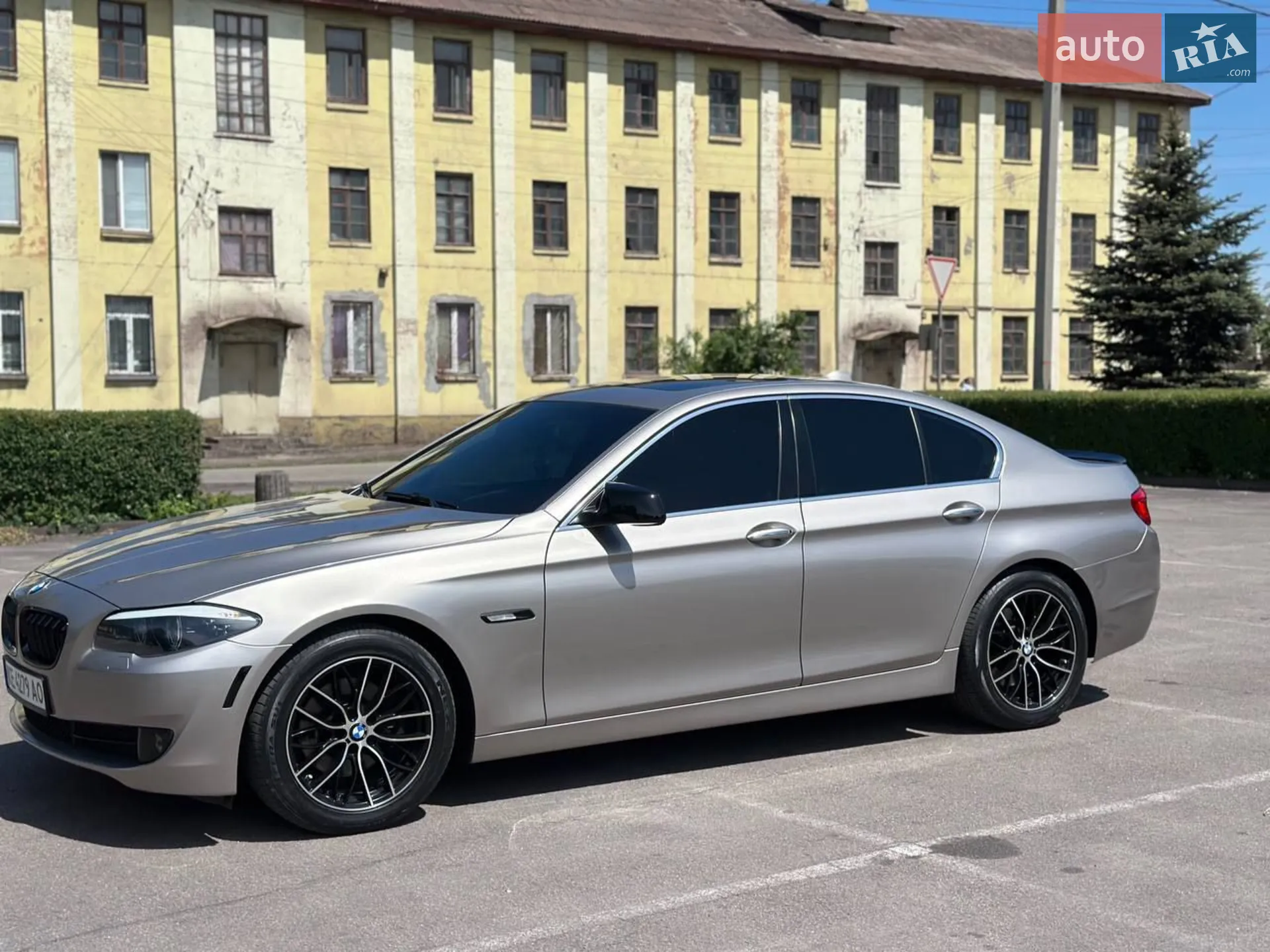2013 BMW 5er - мініатюра 3