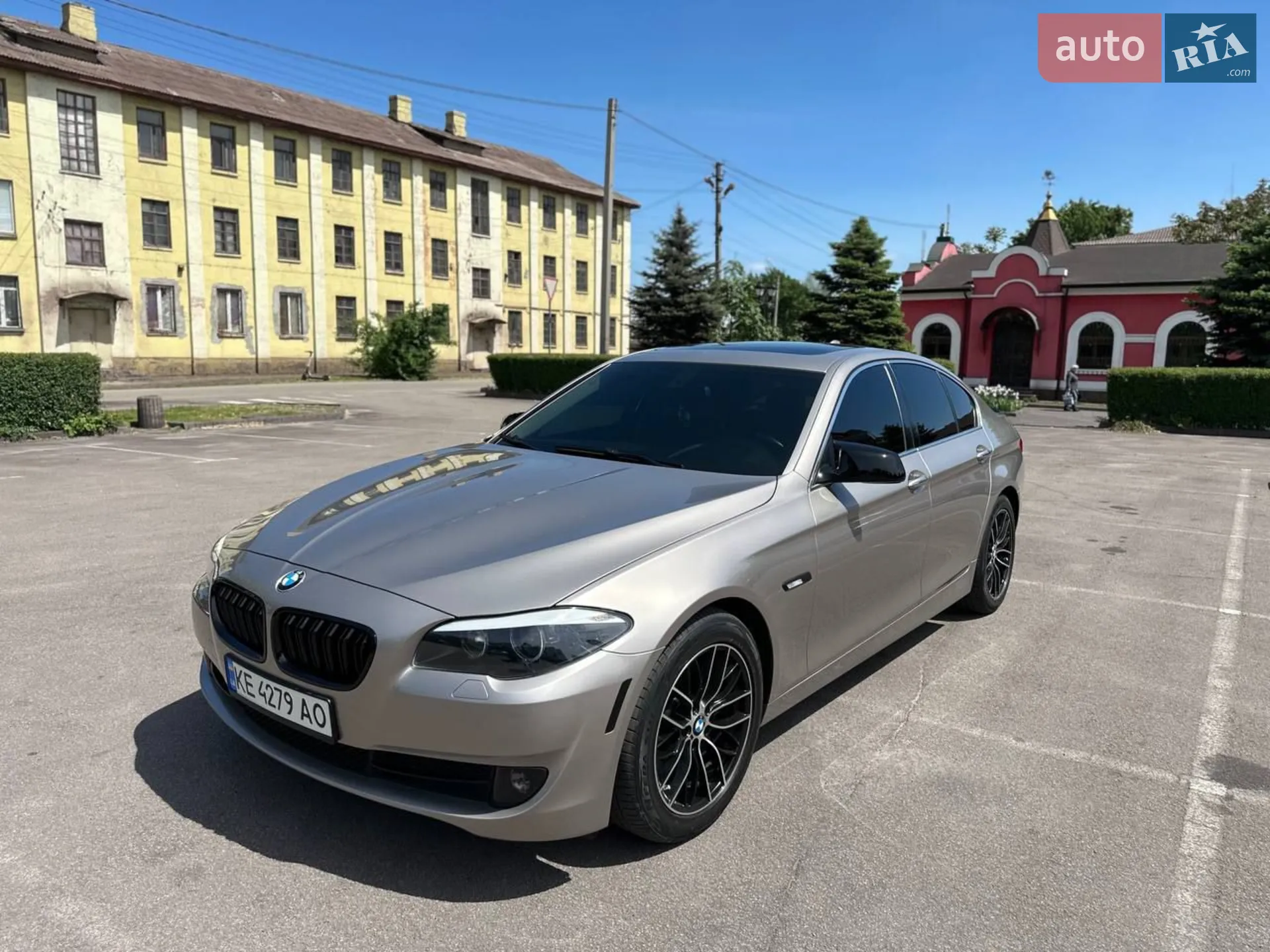 2013 BMW 5er - мініатюра 2