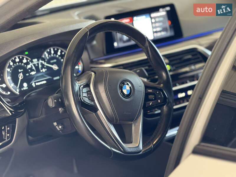 Седан BMW 5 Series 2019 в Одессе