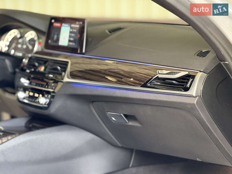 Седан BMW 5 Series 2019 в Одессе