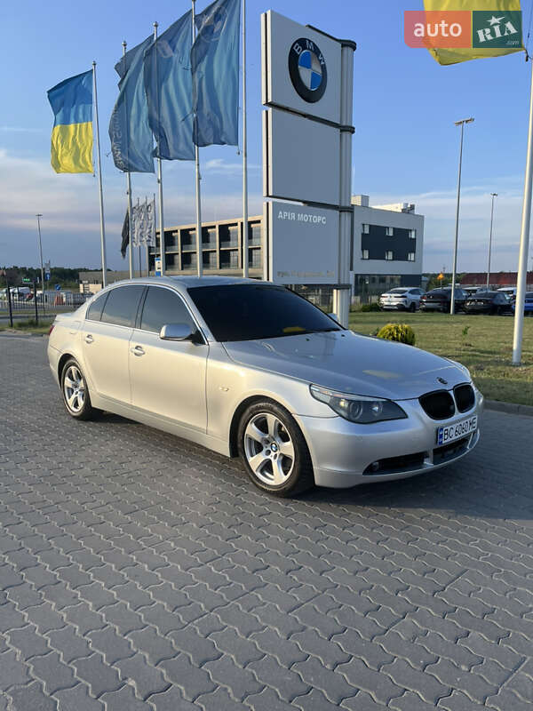 Седан BMW 5 Series 2005 в Львові