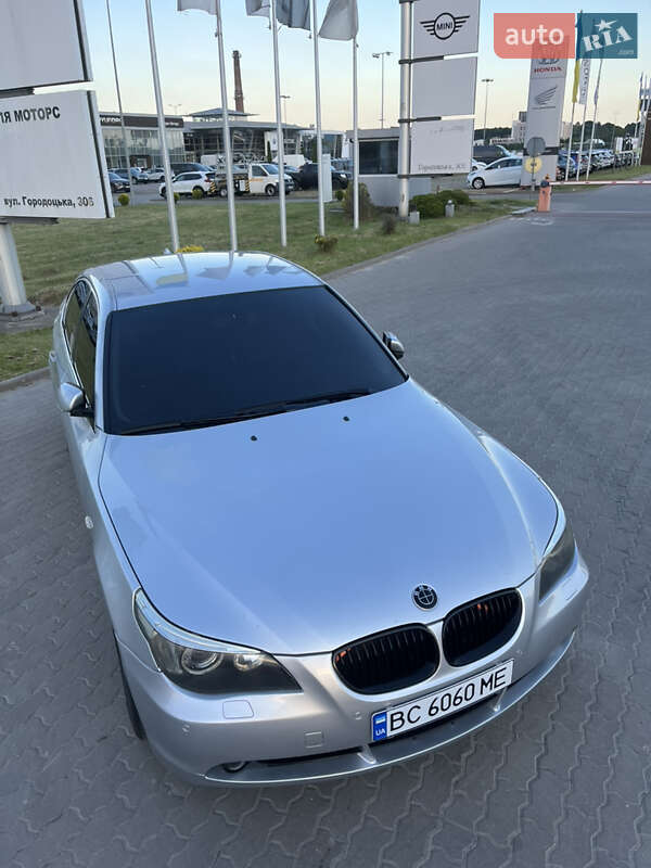 Седан BMW 5 Series 2005 в Львові