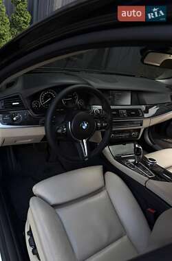 Седан BMW 5 Series 2011 в 
