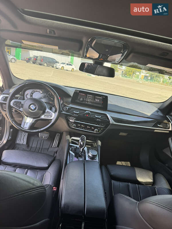 Седан BMW 5 Series 2017 в Миколаєві