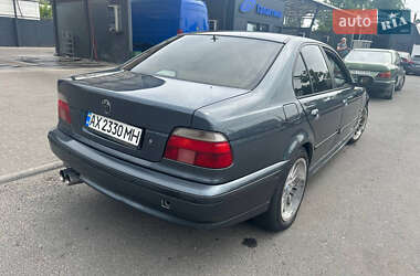 Седан BMW 5 Series 2000 в Дніпрі