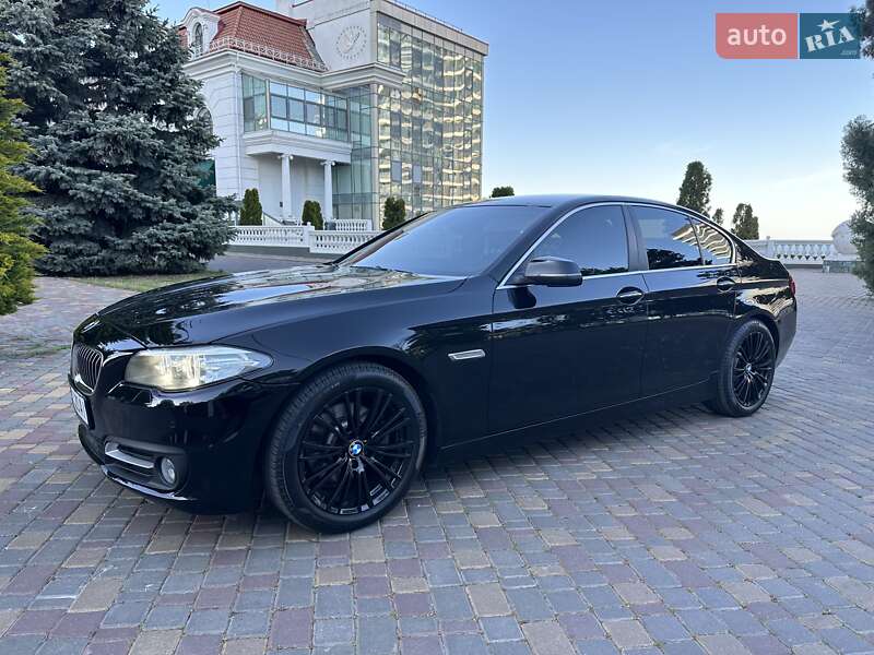 BMW 5 Series 2016