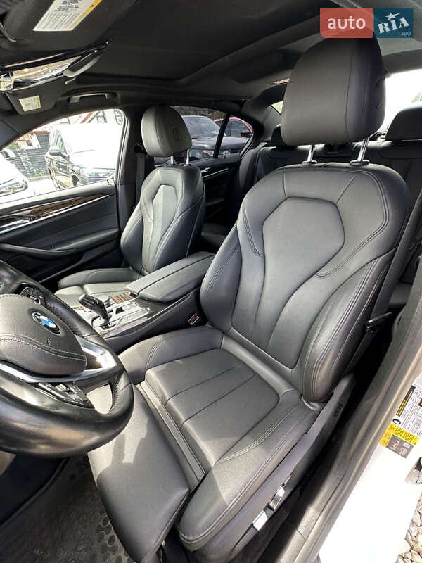 Седан BMW 5 Series 2019 в Івано-Франківську