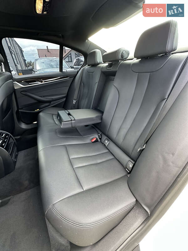 Седан BMW 5 Series 2019 в Івано-Франківську