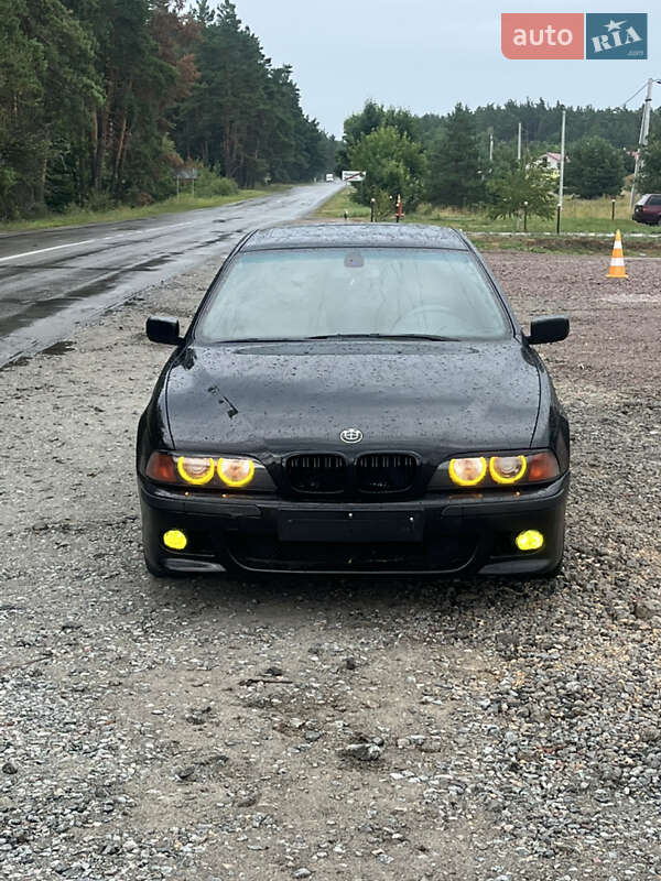 BMW 5 Series 1999