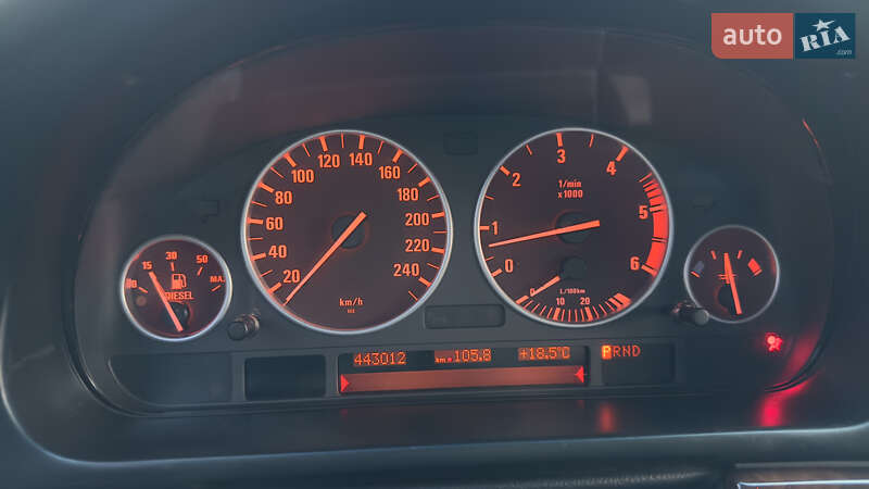 Седан BMW 5 Series 2000 в Черновцах
